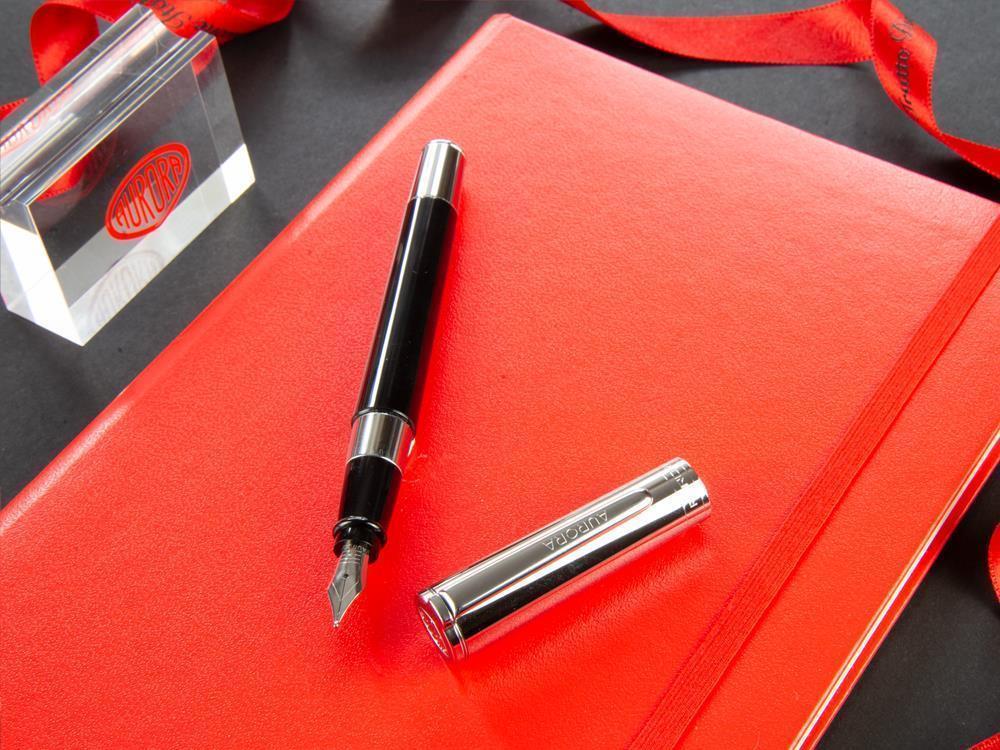 Aurora TU Füllfederhalter, Edelharz, Verchromte Akzente, Schwarz, T11CN