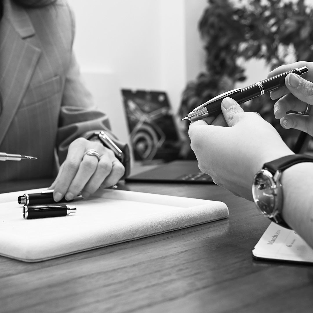 BOUTIQUE FÜR SCHREIBKULTUR & UHREN