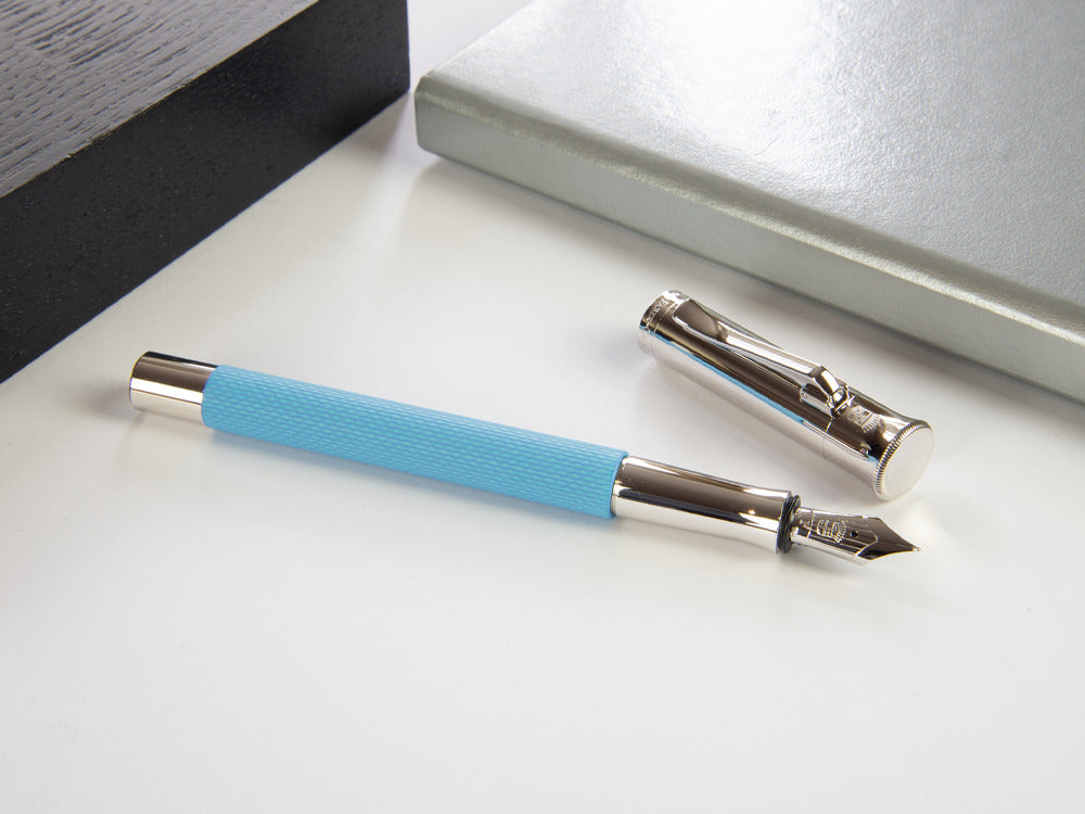 Graf von Faber-Castell Guilloche Gulf Blue Füllfederhalter, Edelharz