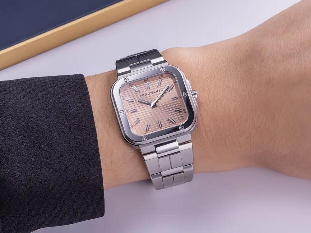 Herbelin Cap Camarat Quartz Uhr, Champagnerfarben, 30 mm, 17546B18