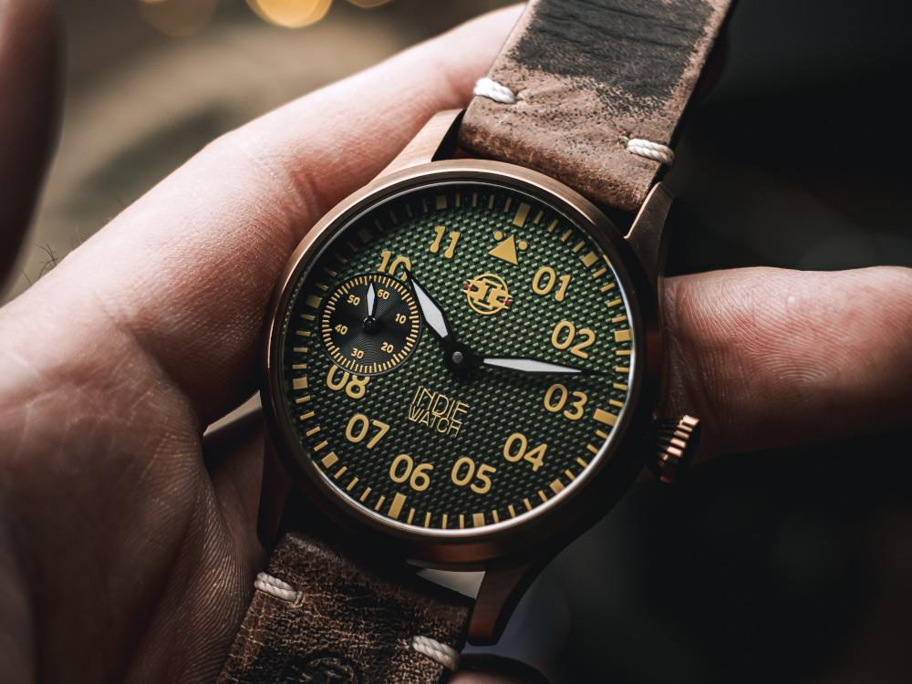 Indie Watch Swell Automatik Uhr, PVD Bronze, Grün, 42 mm, 257GB