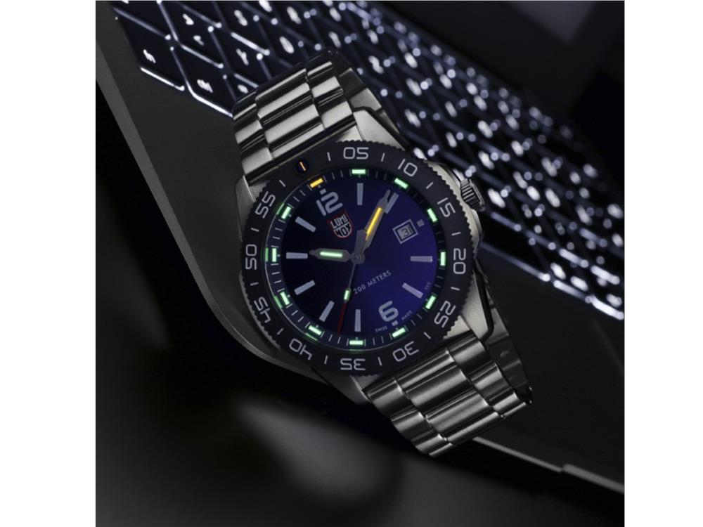 Luminox Sea Pacific Diver Quartz Uhr, CARBONOX, Blau, 44 mm, XS.3123