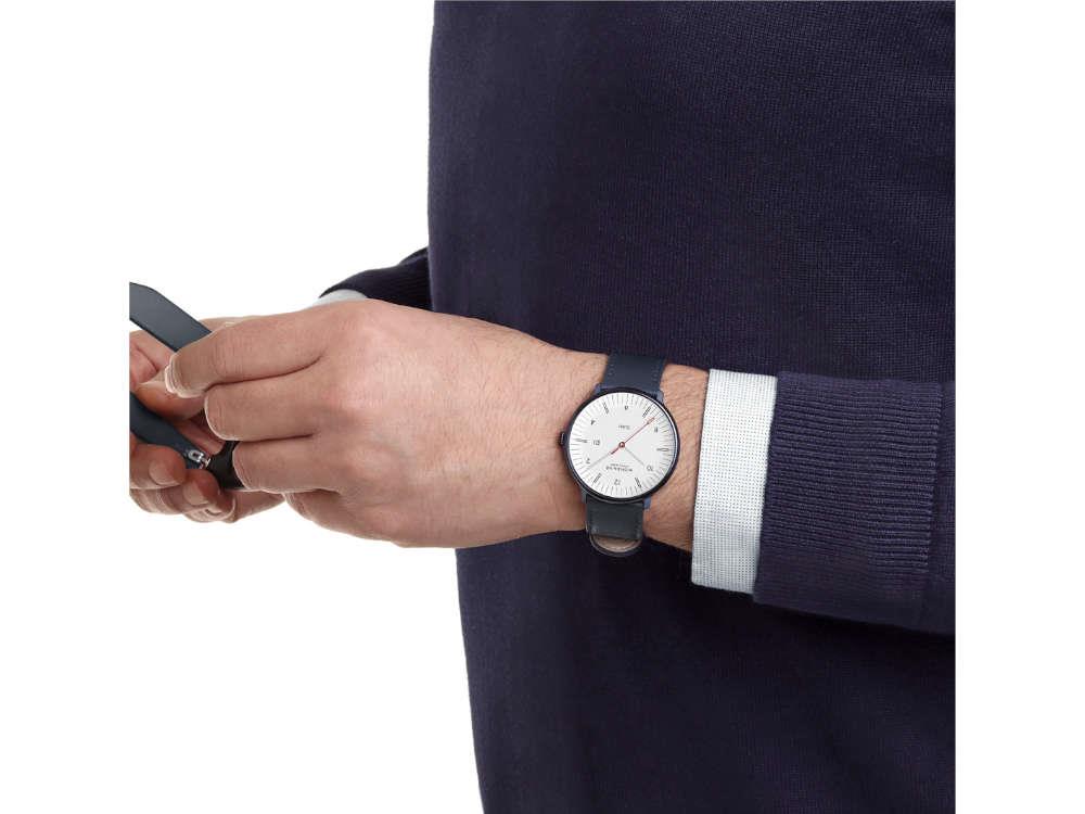 Mondaine Doppio IP Solar Quartz Uhr, Weiss, 41 mm, MLE.41910.LQV