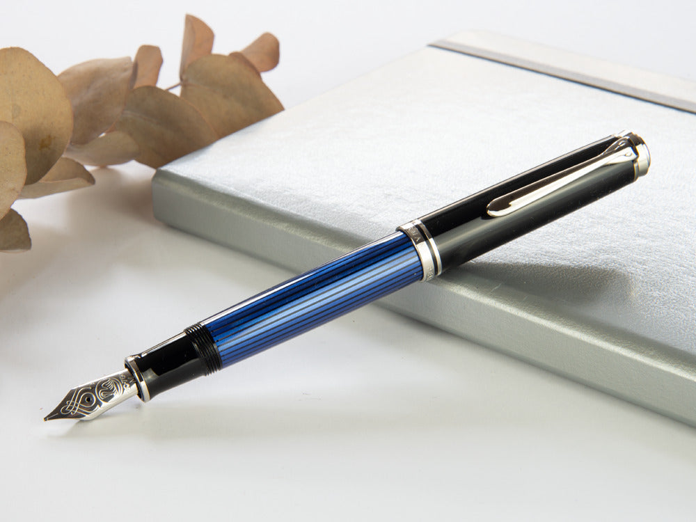 Pelikan Füllfederhalter Souverän M805 - Silber Feinarb./ Blau, 933630
