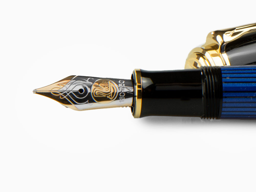 Pelikan M800 Füllfederhalter, Blaues Edelharz, Vergoldete Beschläge