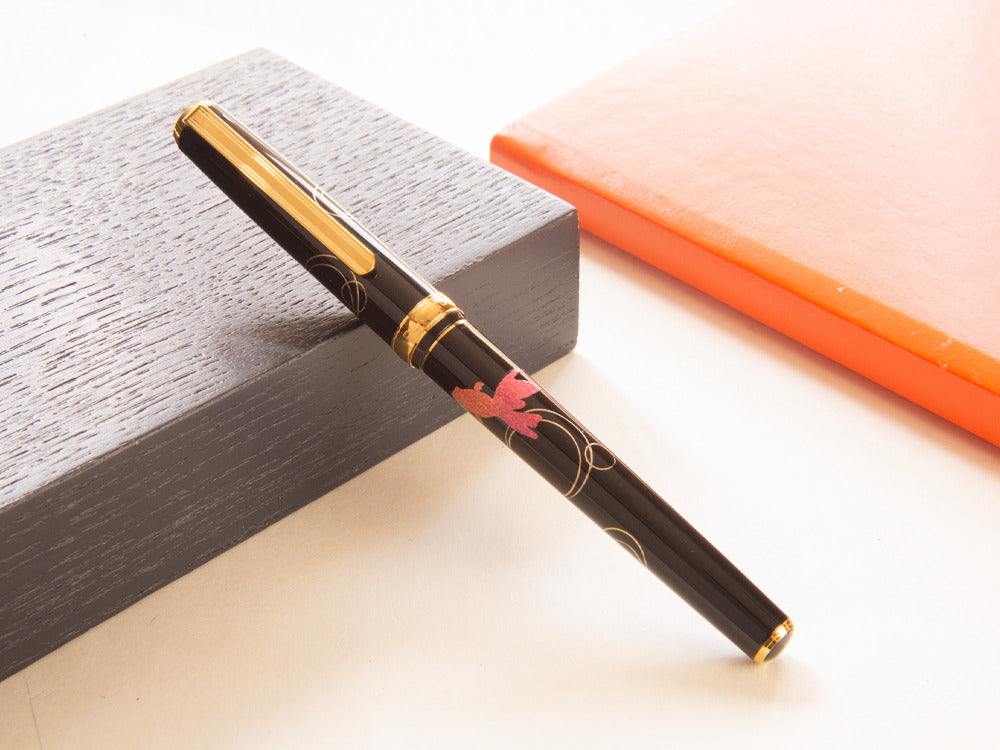 Platinum Kanazawa Maki-e Gold Fish Füller, Edelharz und urushi lack