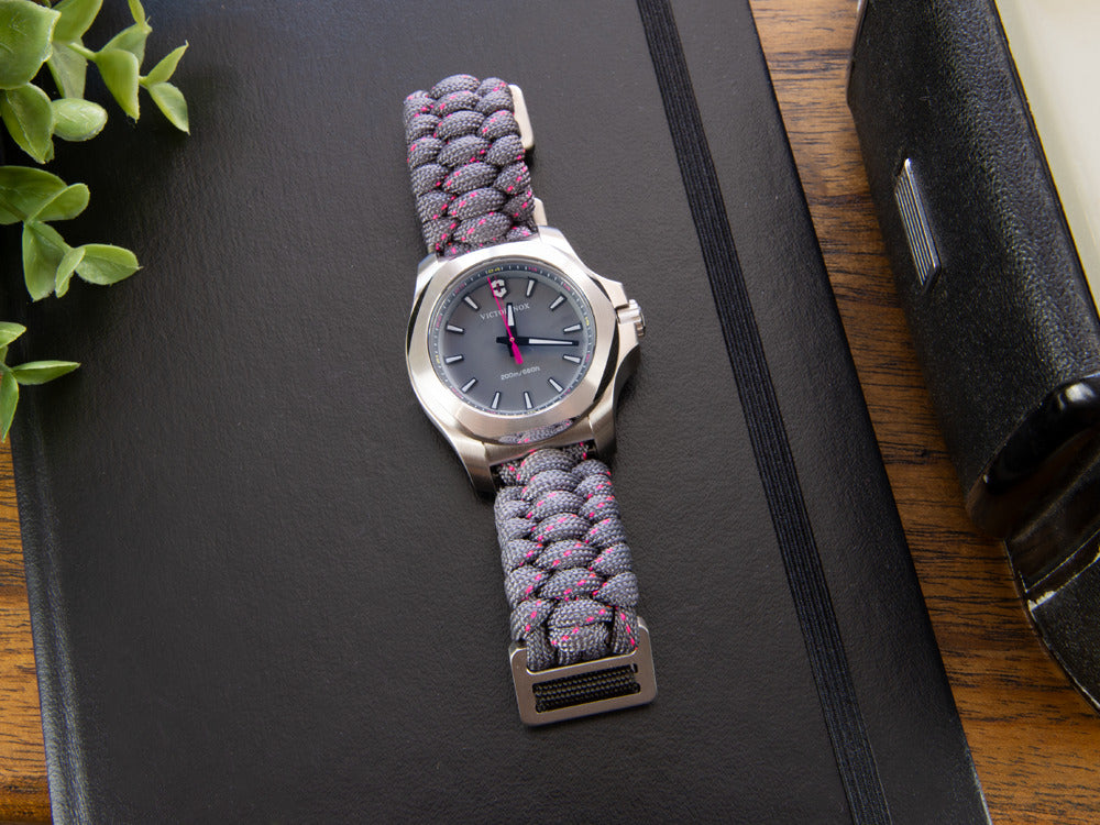 Victorinox I.N.O.X. Ladies Quartz Uhr, Edelstahl 316L , Grau, 37 mm, Paracord