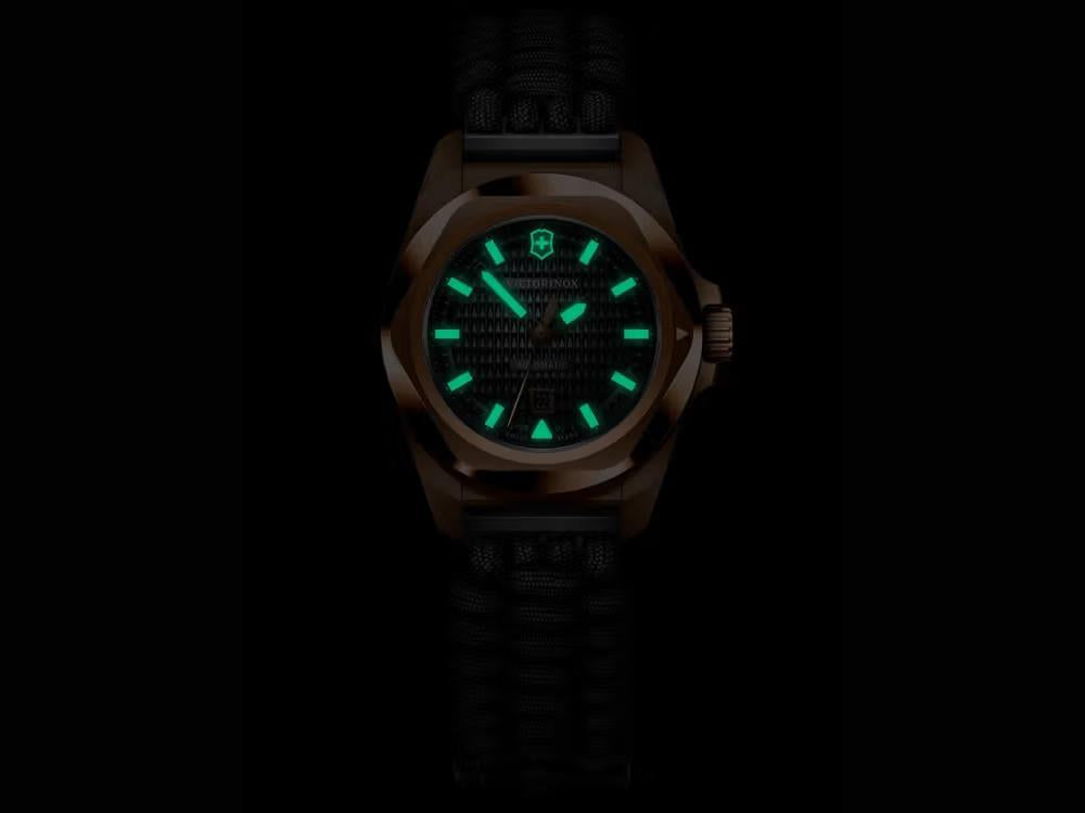 Victorinox I.N.O.X Small. Ladies Automatik Uhr, Schwarz, 32 mm, V242025.1