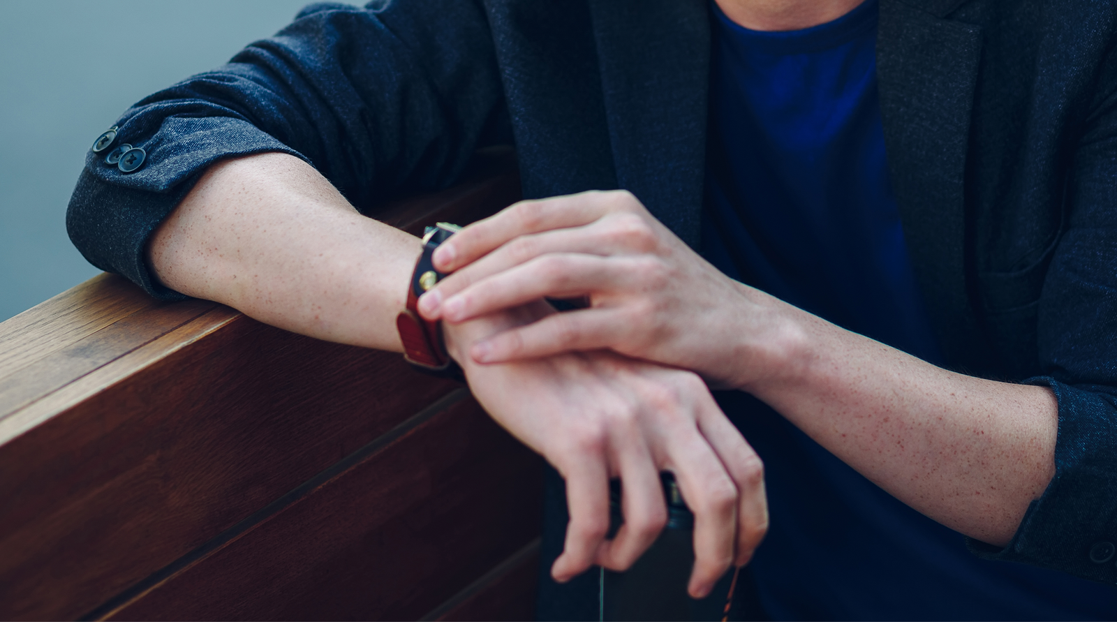 Wie du die Uhrzeit deiner Uhr einstellst