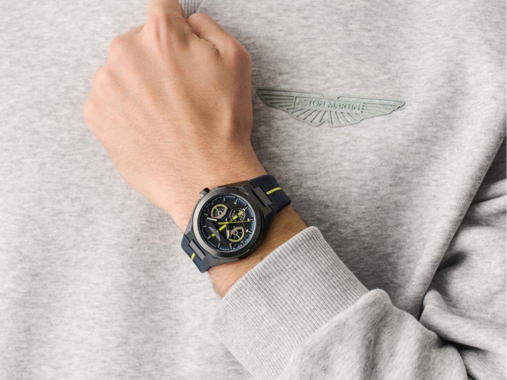 Aston Martin Thrill TKS Quartz Uhr, Grau, 42 mm, MTRI2S602
