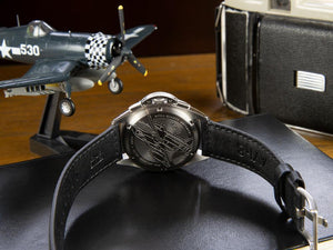 AVI-8 P-51 Mustang Quartz Uhr Blakeslee Chronograph, Weiss, 43 mm, AV-4077-01