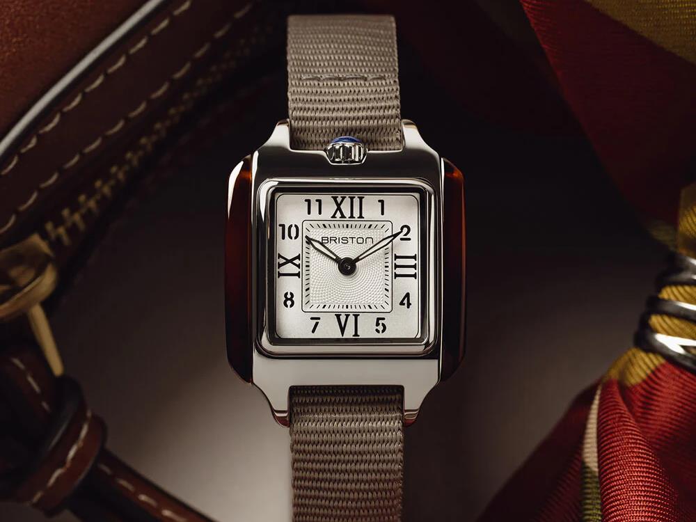 Briston Streamliner Kennedy Petite Quartz Uhr, Weiss, 25 mm, 252025.SA.T.2.NT