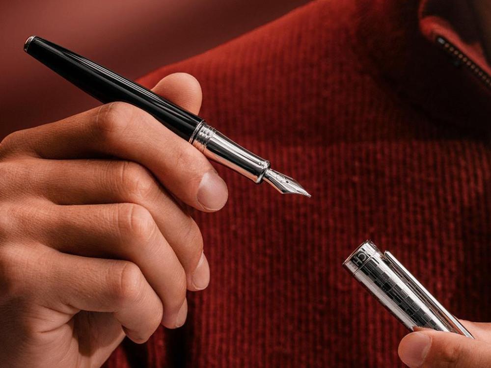 Caran d'Ache Léman Damier Füllfeder & Schwarzes Lederetui, 4799.566