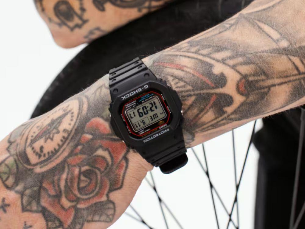 G-SHOCK Casio The Origin Quartz Uhr, Schwarz, 46.7 × 43.2mm, GW-M5610U-1ER