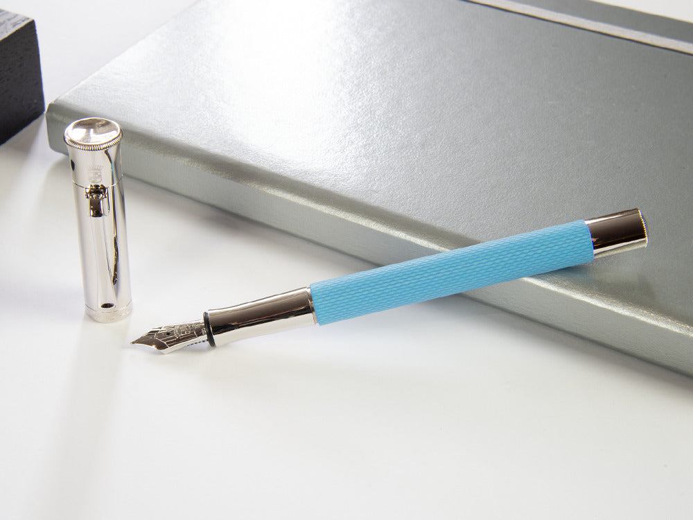 Graf von Faber-Castell Guilloche Gulf Blue Füllfederhalter, Edelharz