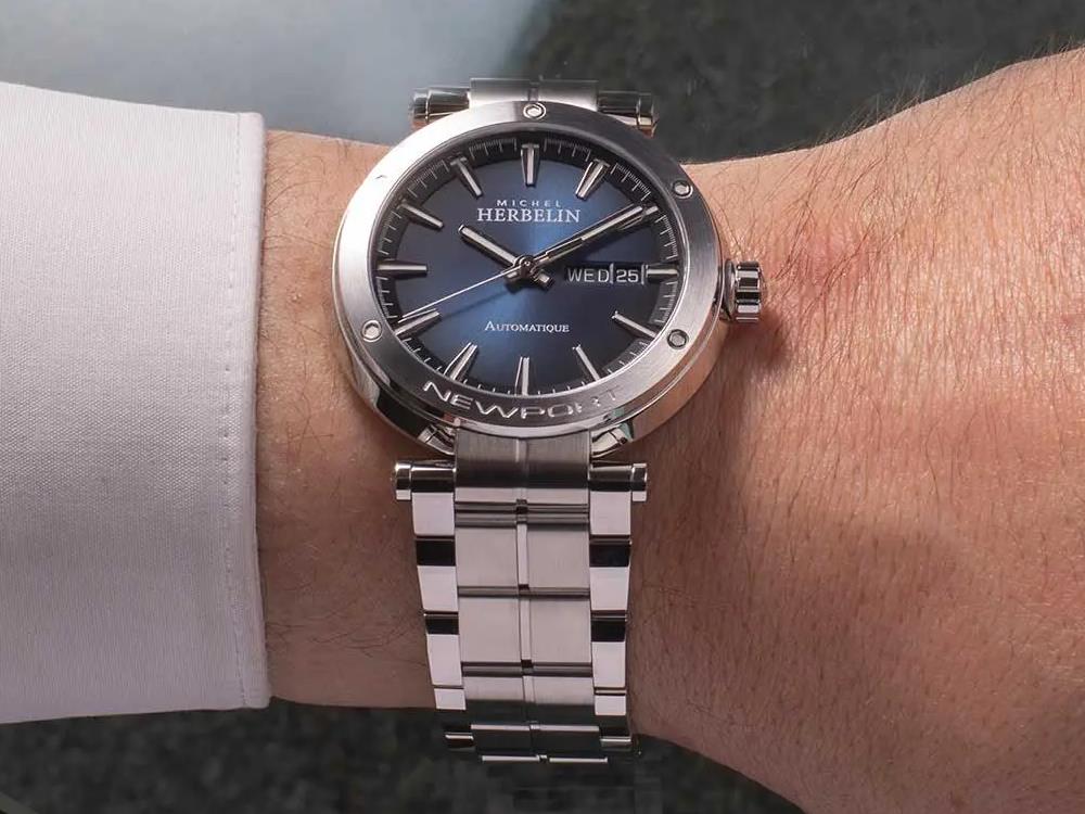 Herbelin Newport Automatik Uhr, Blau, 42 mm, Tag, 1768B15