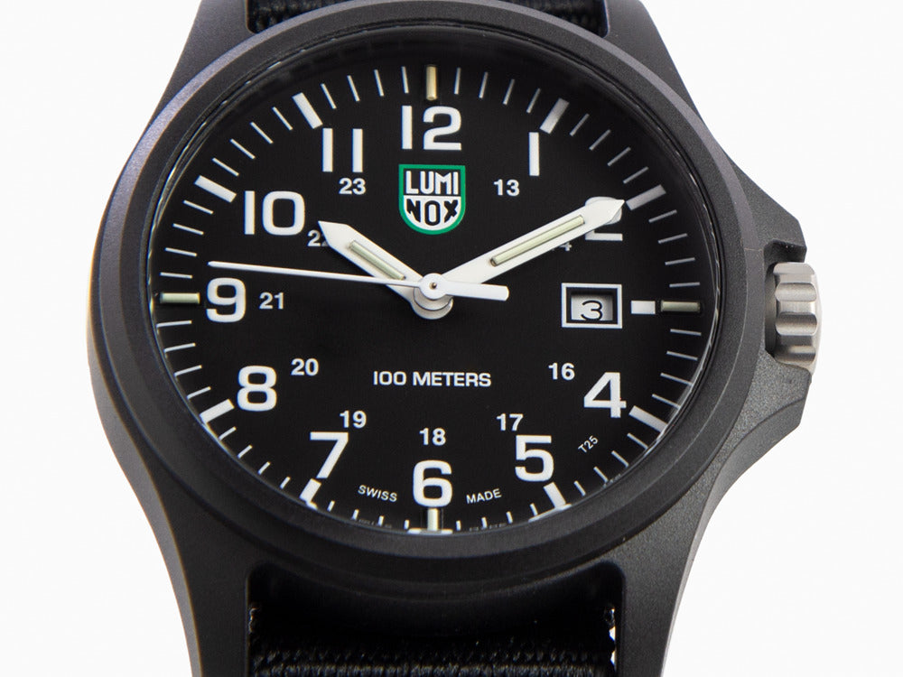 Luminox G-Collection Patagonia Quartz Uhr, Schwarz, CARBONOX™, 43 mm, X2.2401.NB