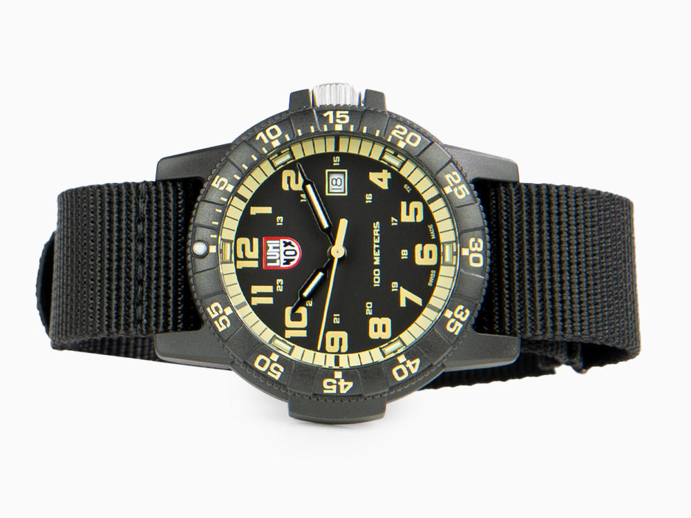 Luminox Sea Turtle Giant Quartz Uhr, Schwarz/Beige, Kohlenstoff, 44 mm, 10 atm