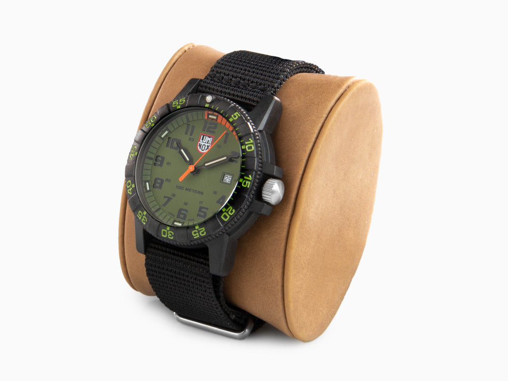 Luminox Sea Turtle Giant Quartz Uhr, Grün, Kohlenstoff, 44 mm, 10 atm, Tag