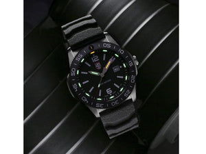 Luminox Sea Pacific Diver Quartz Uhr, CARBONOX, Schwarz, 44 mm, XS.3121