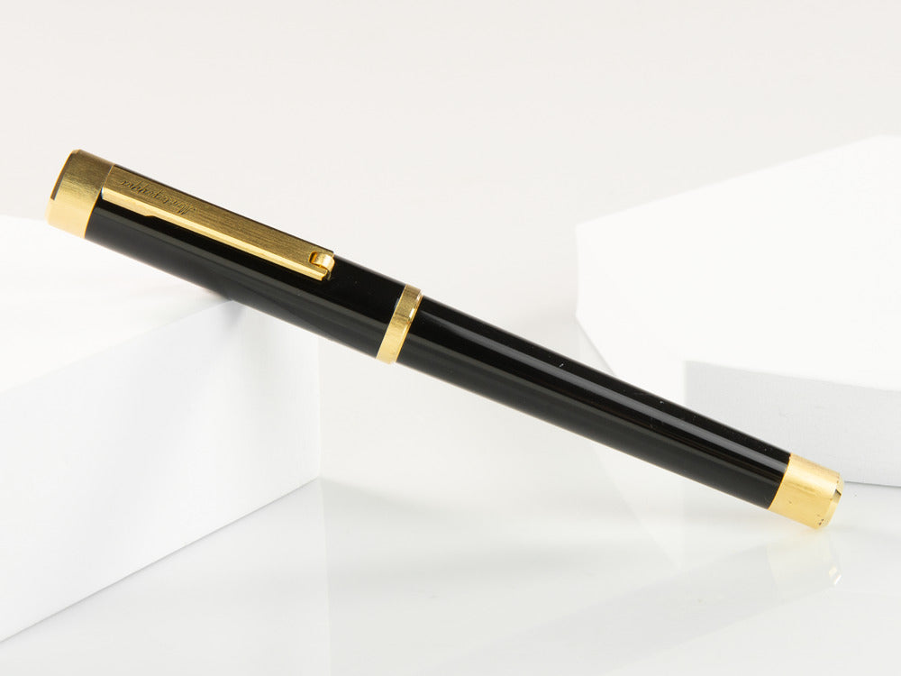 Montegrappa Zero Füllfederhalter, Schwarzes Edelharz, Gelbgold, ISZEI-IY
