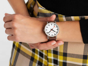 Mondaine Classic SBB Quartz Uhr, Weiss, 40 mm, Lederband, A660.30360.11SBG