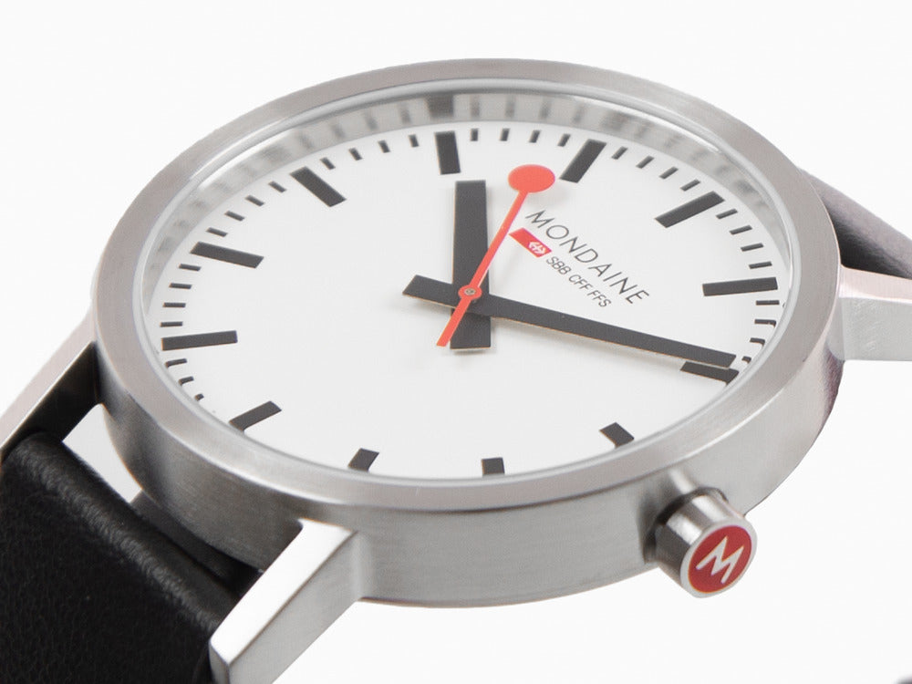 Mondaine Classic Quartz Uhr, Weiss, 40 mm, Lederband, A660.30360.16SBB