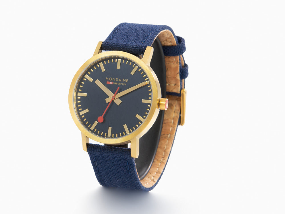 Mondaine Classic Quartz Uhr, Blau, 40 mm, Leinenuhrband, A660.30360.40SBQ