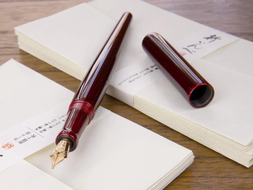 Nakaya Desk Füllfederhalter, Aka-Tamenuri, Naturkautschuk und Urushi