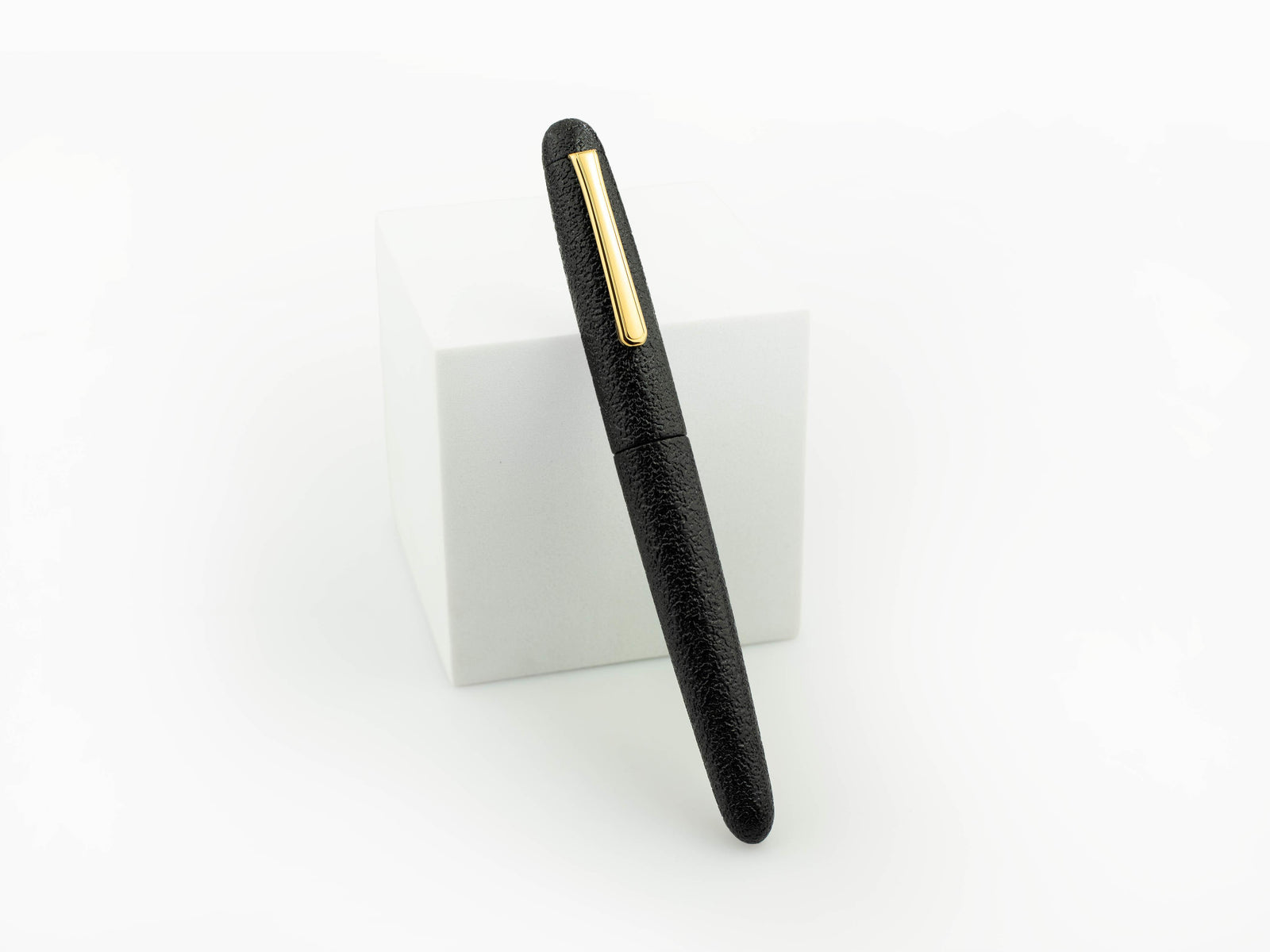 Nakaya Writer Füllfederhalter Kuro-Ishime, Portable, 14k Gold,