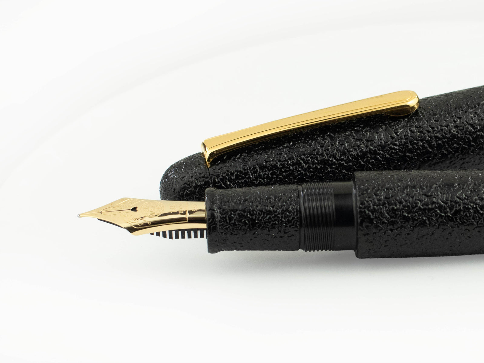 Nakaya Writer Füllfederhalter Kuro-Ishime, Portable, 14k Gold,