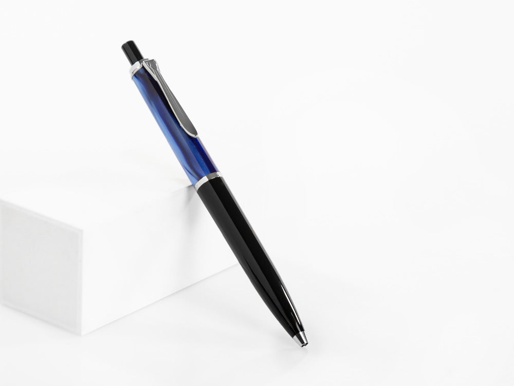 Pelikan Classic K205 Kugelschreiber, Blue Marble, Verchromte Akzente, 801997