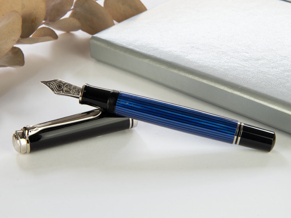 Pelikan Füllfederhalter Souverän M805 - Silber Feinarb./ Blau, 933630