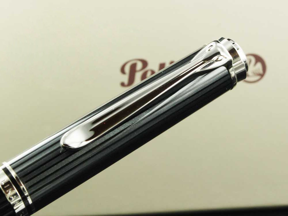 Pelikan K805 Stresemann Kugelschreiber,  Versilberte Beschläge, 957530