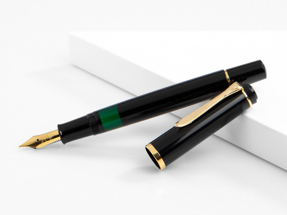 Pelikan Classic M200 Füllfederhalter - Schwarz, 994004