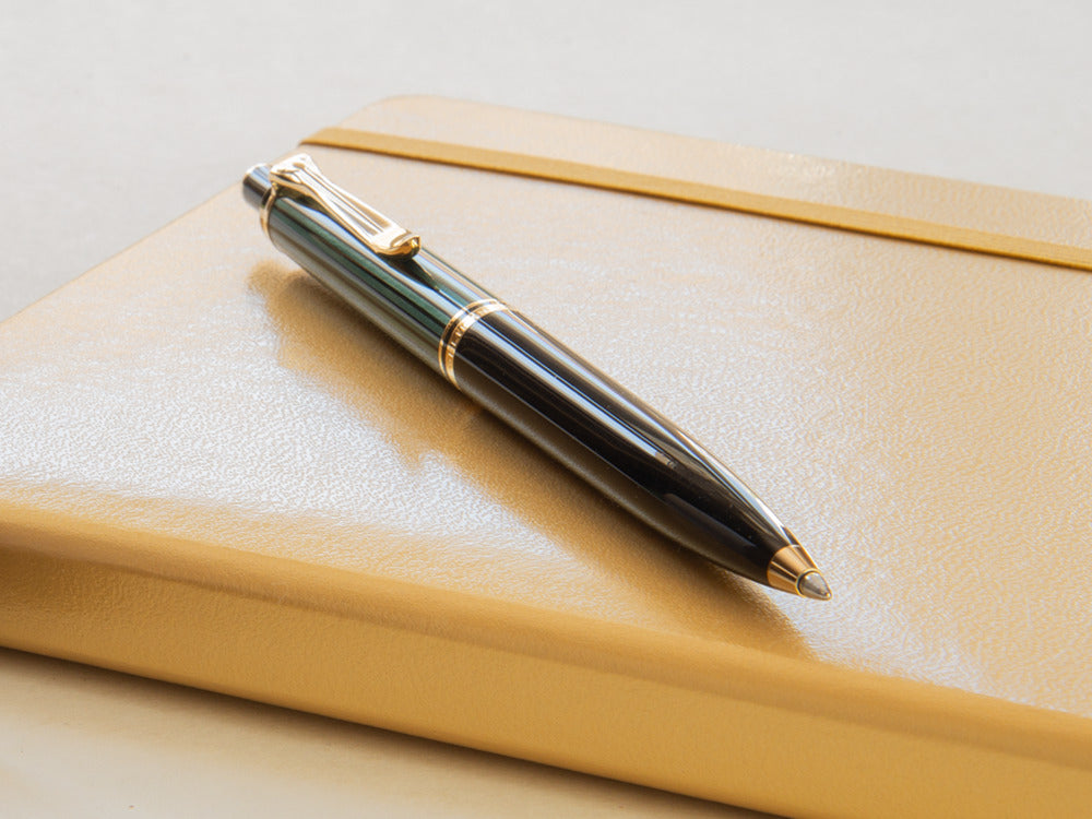 Pelikan K400 Kugelschreiber, Schwarz und grun, Vergoldete Beschläge, 996835