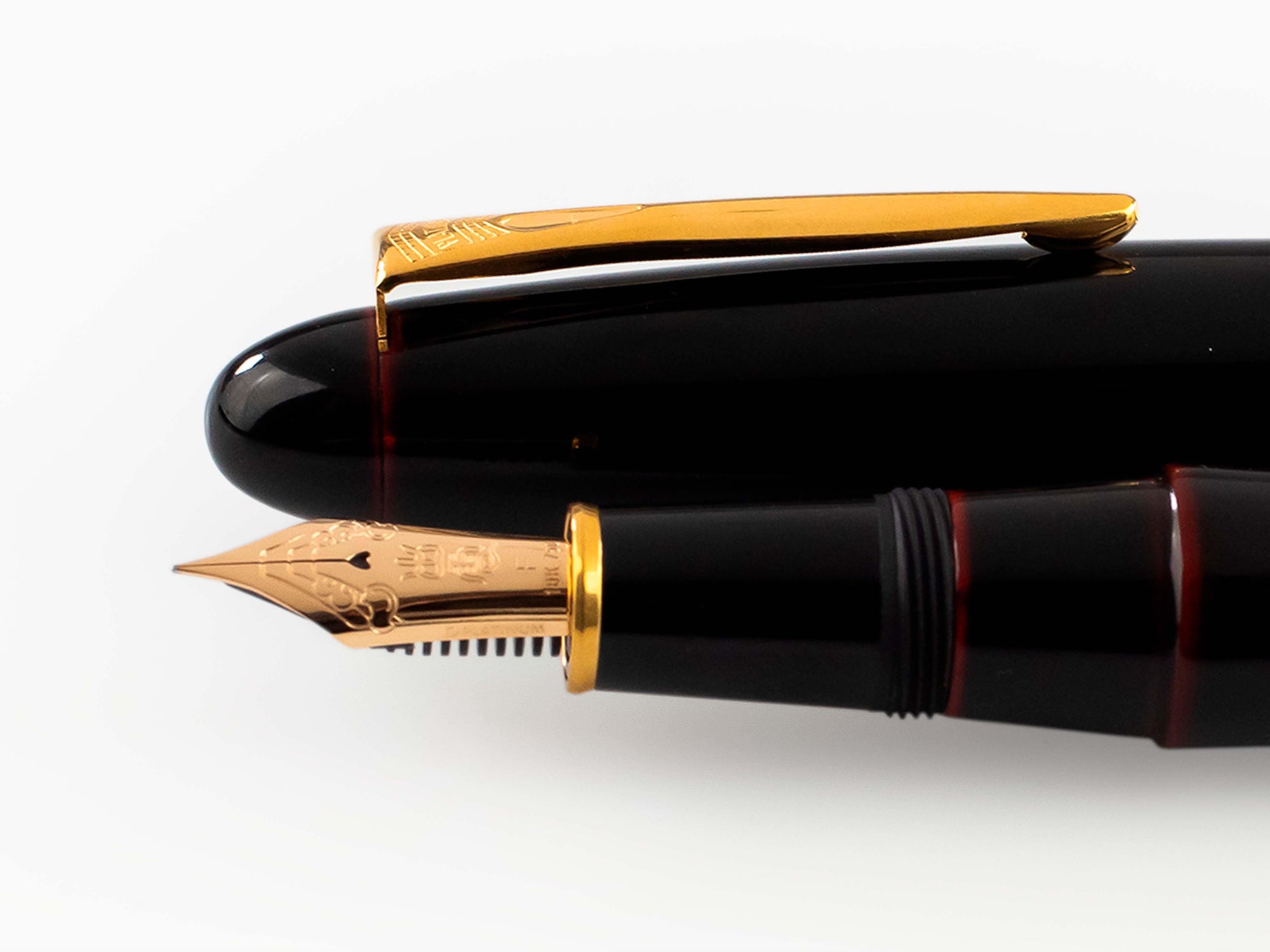 Platinum Izumo Füllfederhalter, Rot, Ebonit, Tamenuri PIZ-55000-28