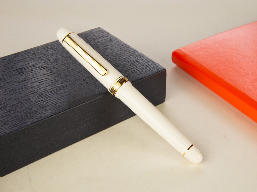 Platinum Century Chenonceau White Füllfederhalter, PNB-15000A-2