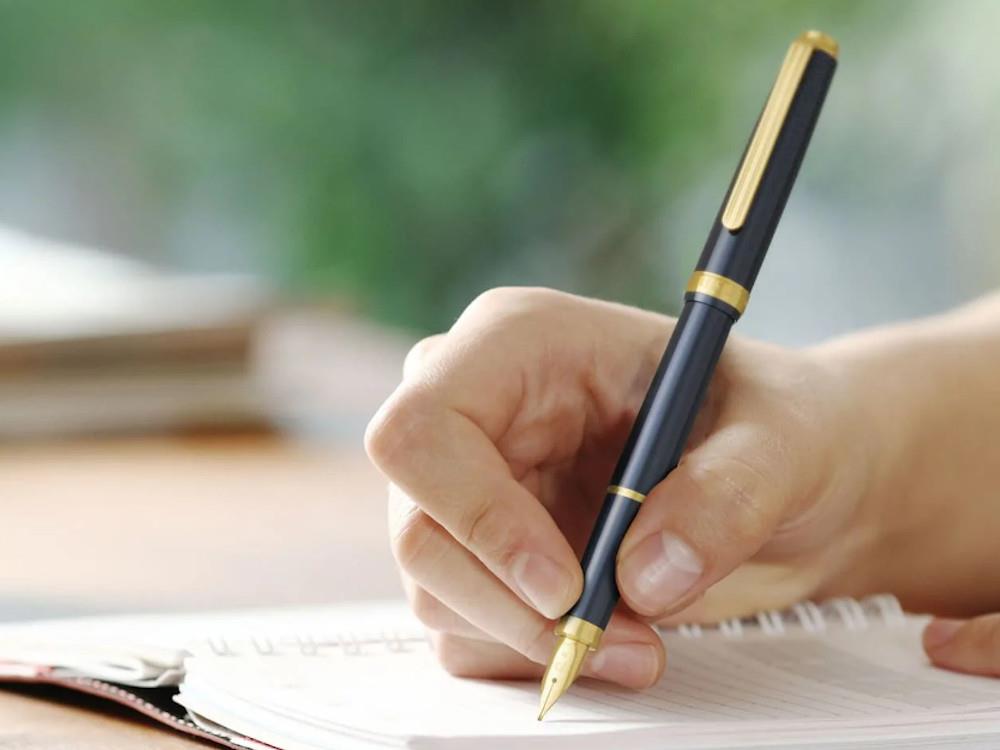 Platinum BISO Nebula Black Füllfederhalter, PTL-15000-1