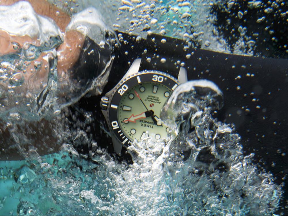 Timex DeepWater Meridian 300 HEV Automatik Uhr, Titan,  44 mm, TW2Y48300