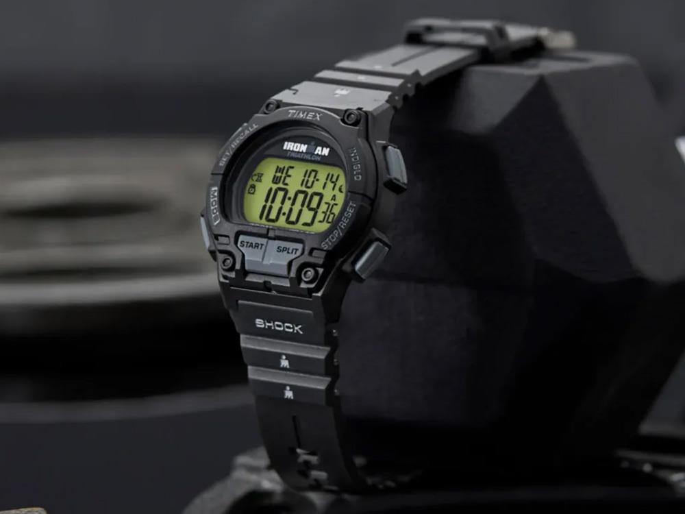 Timex Ironman Shock Endure Quartz Uhr, Schwarz, 42 mm, TW5M64800
