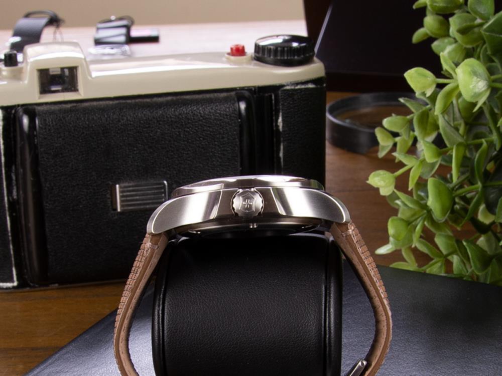 Victorinox I.N.O.X. Automatik Uhr, Edelstahl, Blau, 43 mm, 20 atm, V241834