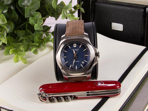 Victorinox I.N.O.X. Automatik Uhr, Edelstahl, Blau, 43 mm, 20 atm, V241834