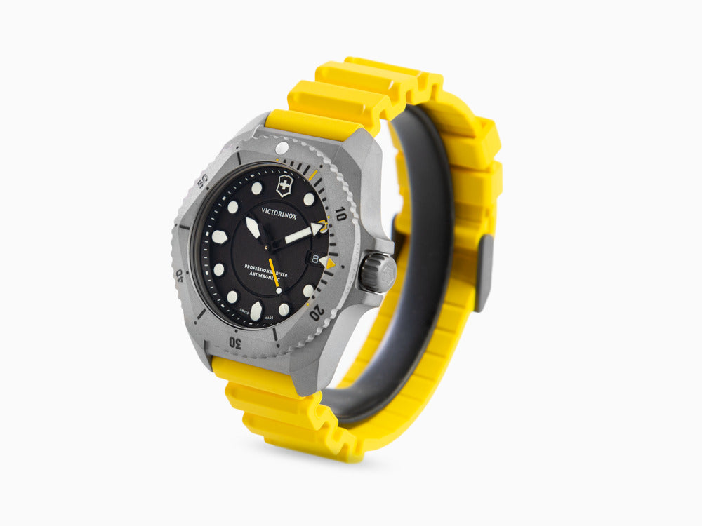 Victorinox Dive Pro Quartz Uhr, Titan, Schwarz, 43 mm, V241992