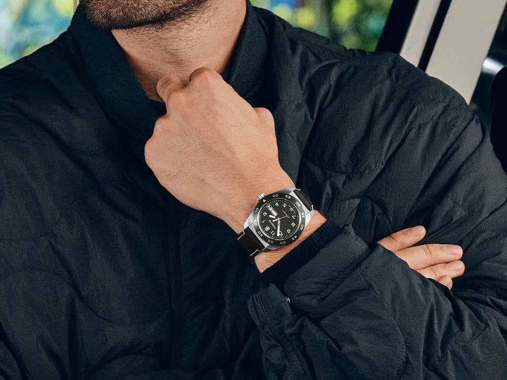 Victorinox Swiss Army Quartz Uhr, Edelstahl 316L , Schwarz, 42 mm, V242041