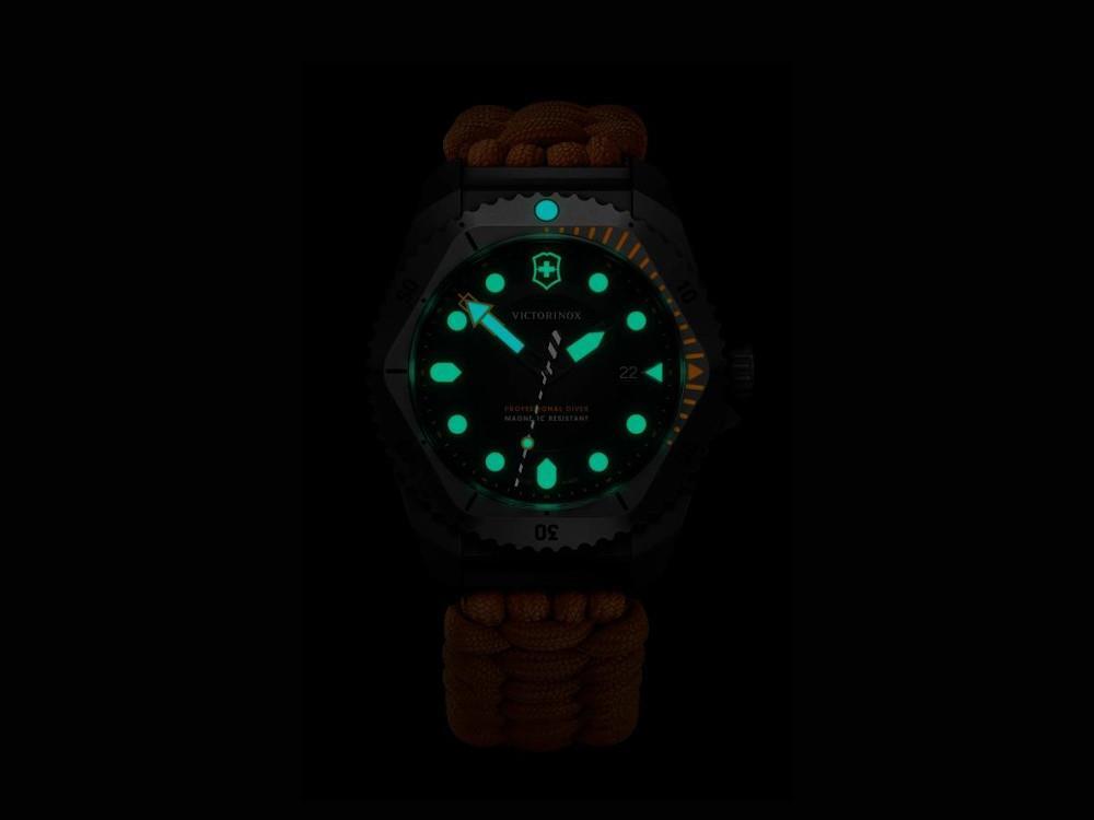 Victorinox Dive Pro Quartz Uhr, Titan, Schwarz, 43 mm, V242069.1