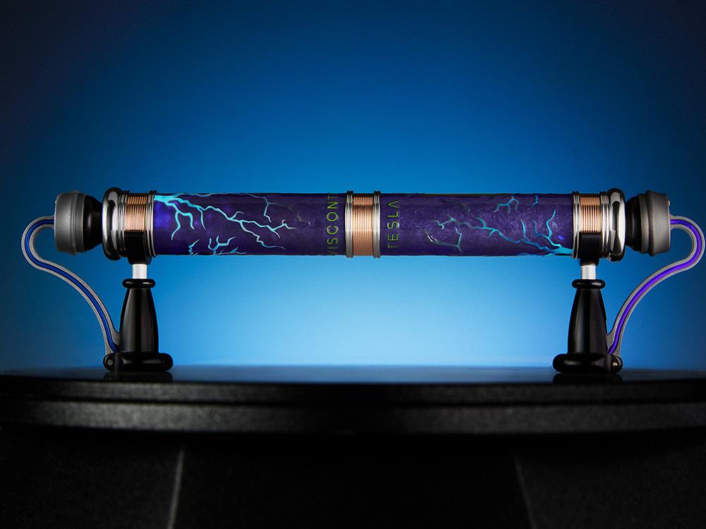 Visconti Füllfeder Tesla,18k Gold,Limitierte Edition,KP63-01-FP