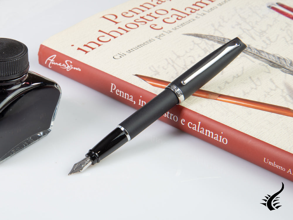 Aurora Style Füller, Schwarzes Edelharz, Verchromte Akzente E20N