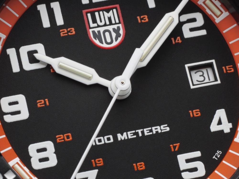 Luminox Sea Turtle Quartz Uhr, Orange, CARBONOX™, 44 mm, 10 atm, Tag, XS.0329.1