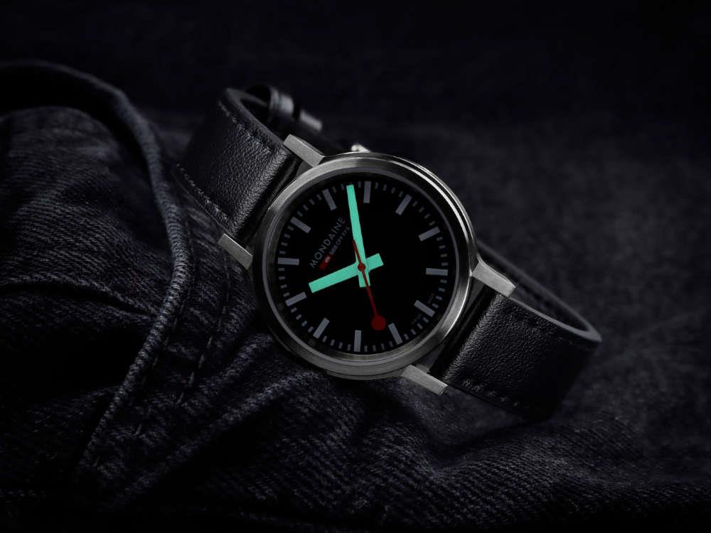 Mondaine SBB Stop2go Quartz Uhr, Schwarz, 34 mm, 3 atm, MST.34020.LBV.SET